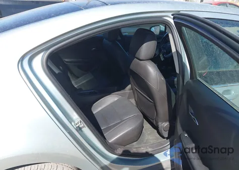 2012 Chevrolet Volt from USA, damaged, VIN 1G1RD6E45CU102586